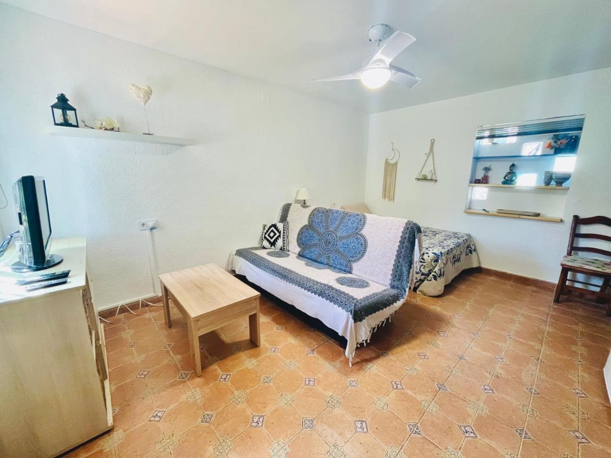Estudio Adosado Con Jardin Y Parking Privado Alicante Luaran gambar