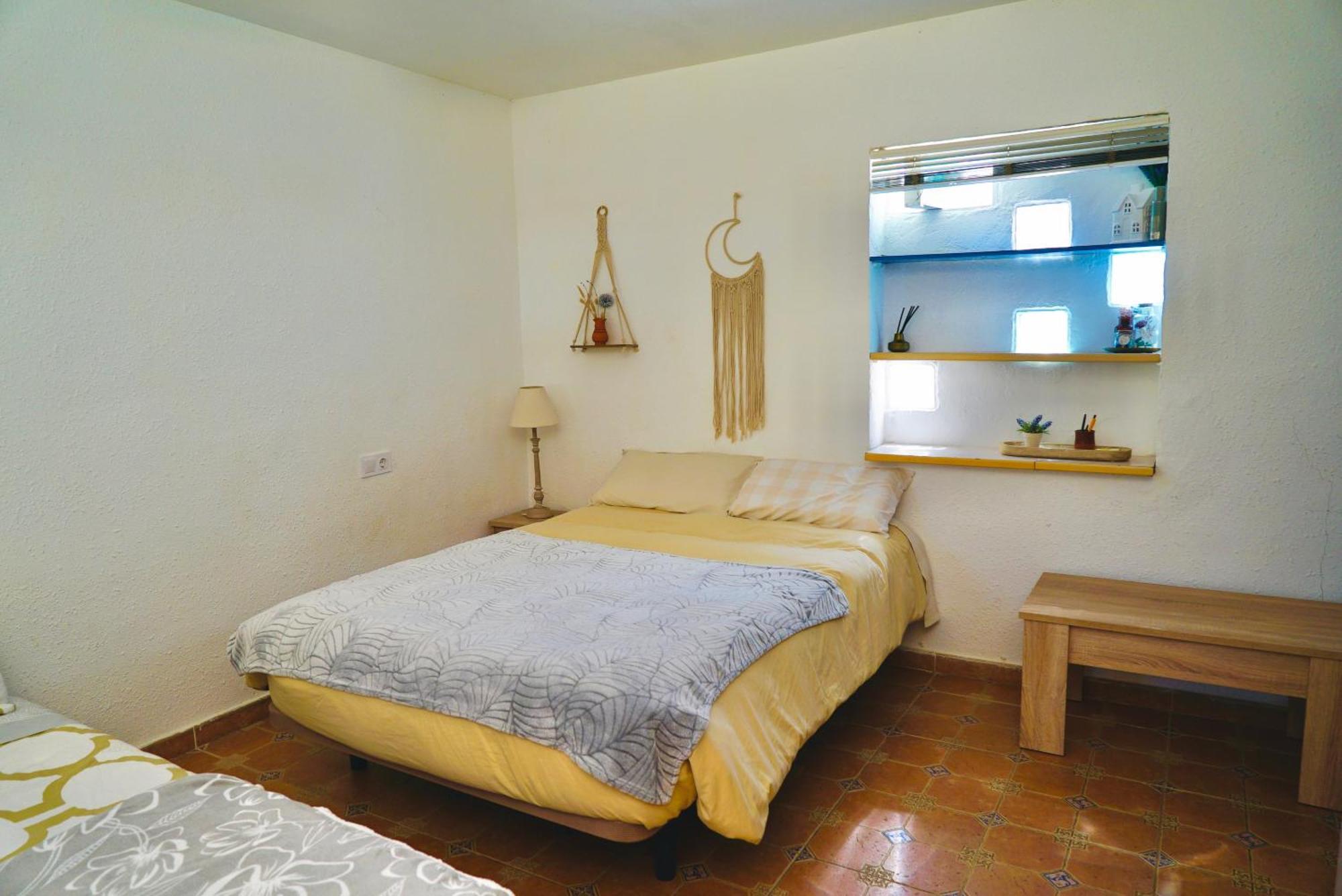 Estudio Adosado Con Jardin Y Parking Privado Alicante Luaran gambar