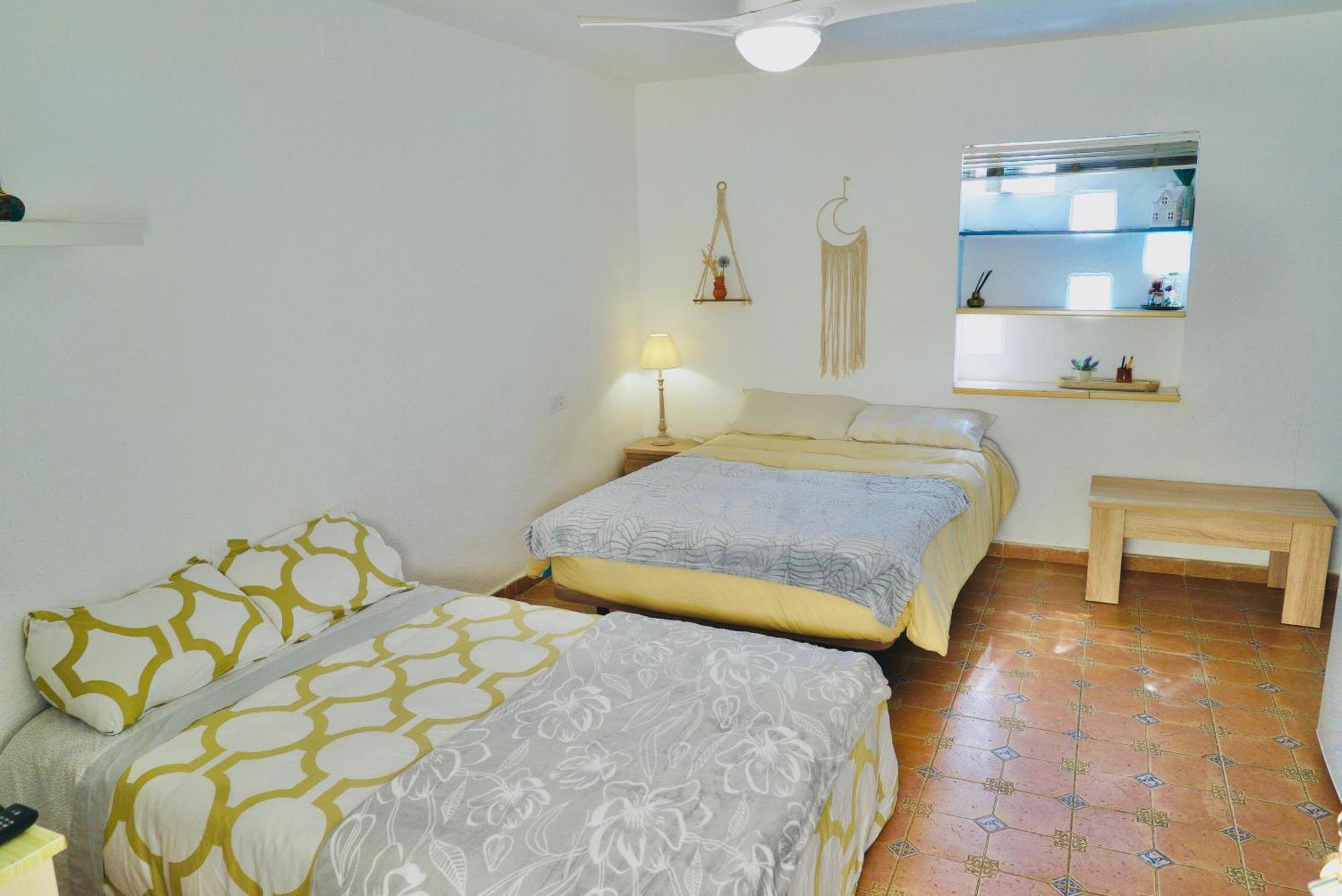 Estudio Adosado Con Jardin Y Parking Privado Alicante Luaran gambar